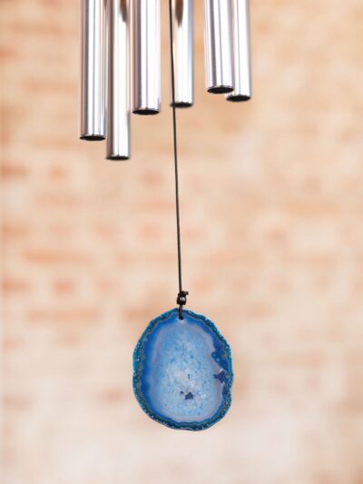 Wind chime with long metal rods and agate stone pendant