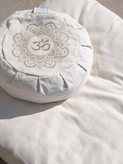 Square ecru cotton Zabuton meditation mat with an ecru cotton Zafu meditation cushion placed on top, by Yoga Boutique.