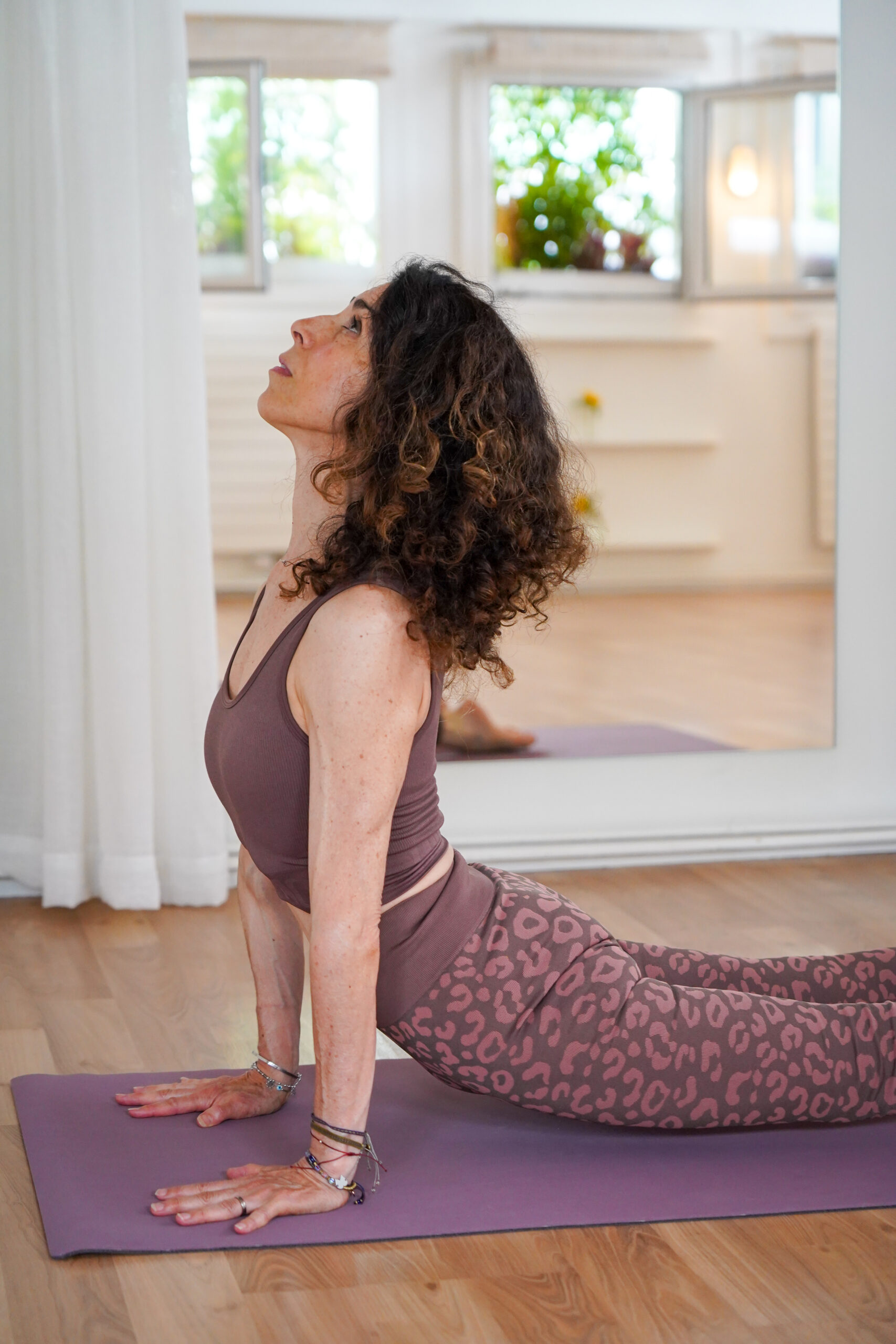 Esther Fantys yoga vinyasa ashtanga leggings bidaia yoga searcher and seamless moonchild crop top